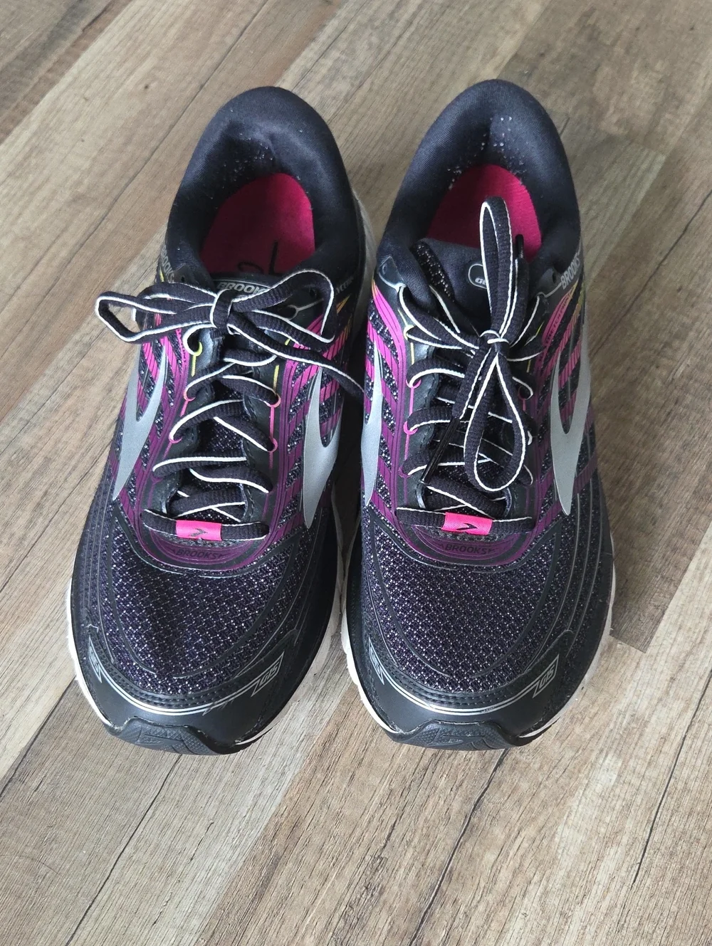Brooks Black and Purple Glycerine 15 Athletic Running Sneakers